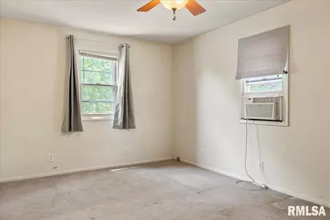 2049 N 7th St, Springfield, IL 62702 photo 22