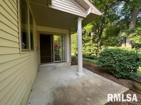 819 Longleaf Ct, Springfield, IL 62711 photo 3