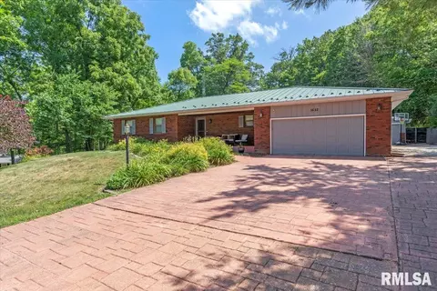 1652 Highway 67, Chapin, IL 62628