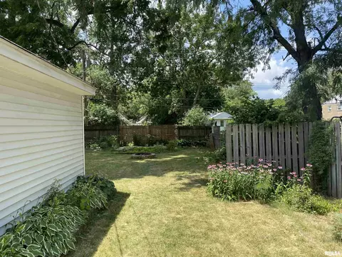 1617 S Walnut St, Springfield, IL 62704 photo 18