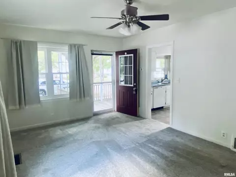 1617 S Walnut St, Springfield, IL 62704 photo 3