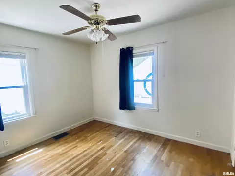 1617 S Walnut St, Springfield, IL 62704 photo 12
