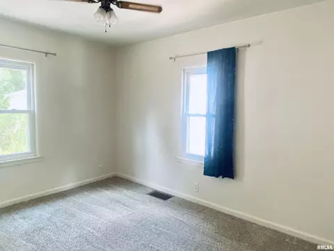 1617 S Walnut St, Springfield, IL 62704 photo 10