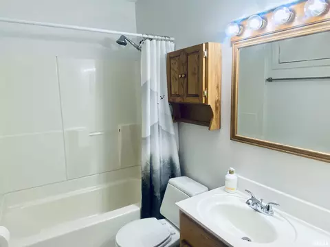 1617 S Walnut St, Springfield, IL 62704 photo 9