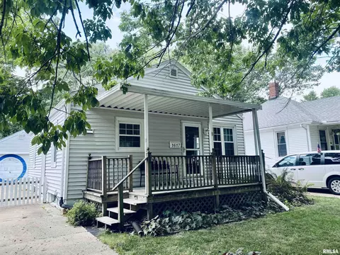 1617 S Walnut St, Springfield, IL 62704 photo 2