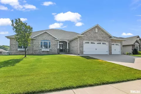 2022 Fox Hvn, Chatham, IL 62629