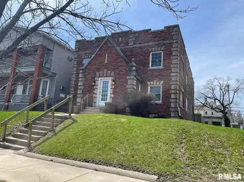 821 S 5th St, Springfield, IL 62703