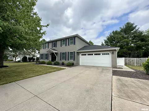 2029 Cornelia Rd, Galesburg, IL 61401