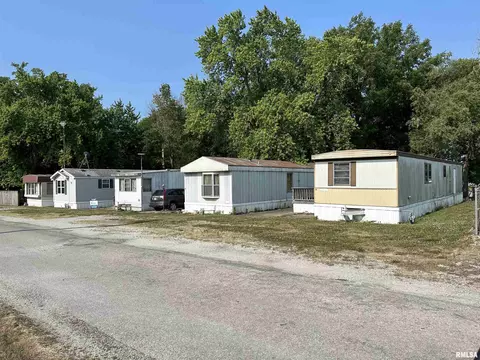 00 N Oakley St, Edinburg, IL 62531