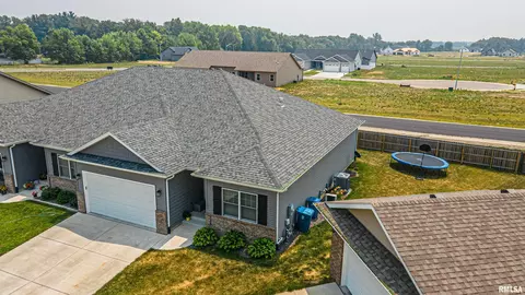 4642 Thompson Rd, Springfield, IL 62711