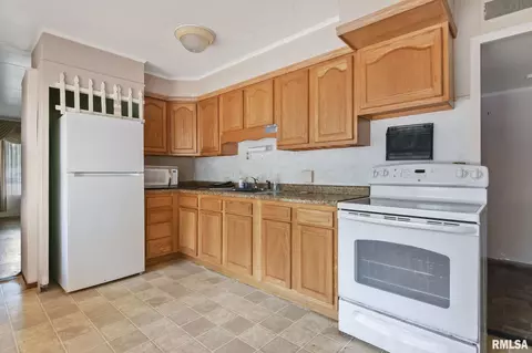 2426 Devonshire Rd, Springfield, IL 62703 photo 7