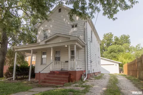 48 Garfield Ave, Galesburg, IL 61401