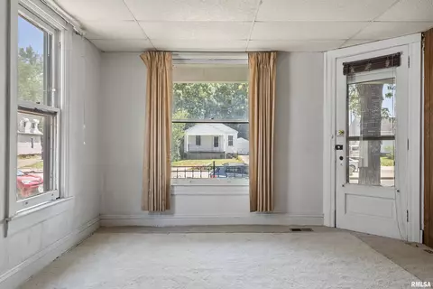 1225 Monument Ave, Springfield, IL 62702 photo 9