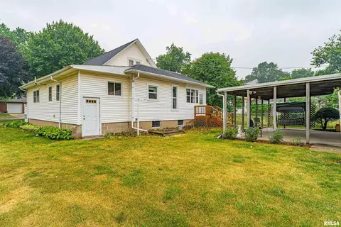 208 E Charles St, Mclean, IL 61754 photo 30