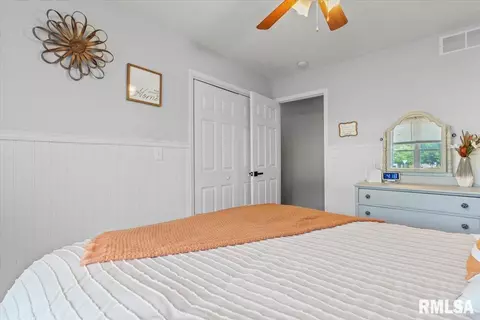 108 Neptune Villa Dr, Springfield, IL 62703 photo 22