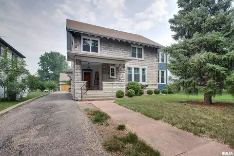 2325 Hampshire St, Quincy, IL 62301