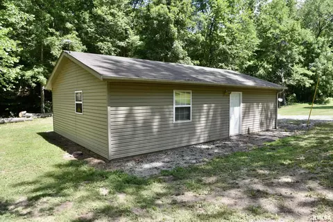 231 Shawnee Hollow Rd, Elizabethtown, IL 62931