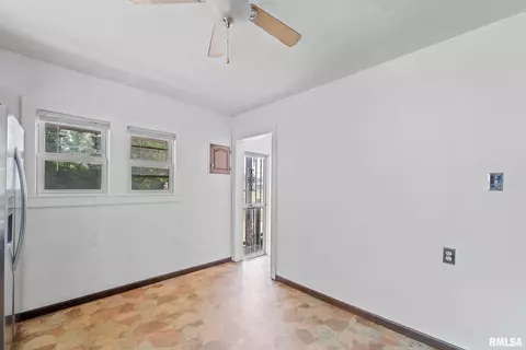 608 N Amos Ave, Springfield, IL 62702 photo 20