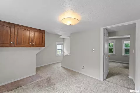 608 N Amos Ave, Springfield, IL 62702 photo 27
