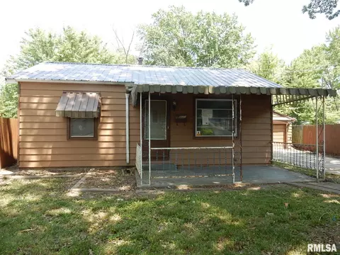 61 Lilac Ln, Springfield, IL 62702