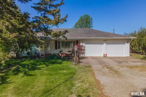 906 S Martin St, Atlanta, IL 61723