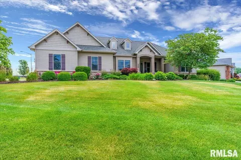 2600 Old Bachelor Trl, Springfield, IL 62711