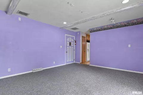 509 Rainbow Dr, Athens, IL 62613 photo 15