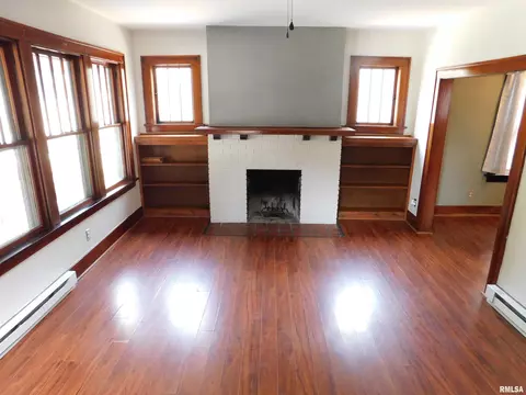 1916 5th St, Springfield, IL 62702 photo 5