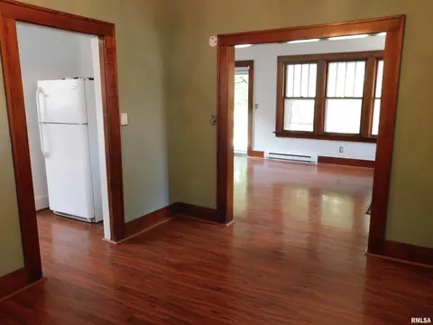 1916 5th St, Springfield, IL 62702 photo 9