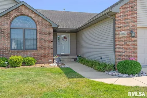 5304 Manhattan Dr, Springfield, IL 62711 photo 2