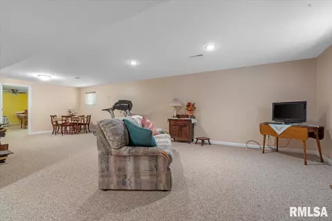5304 Manhattan Dr, Springfield, IL 62711 photo 27