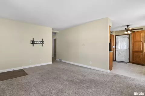 1712 Albert St, Springfield, IL 62702 photo 6