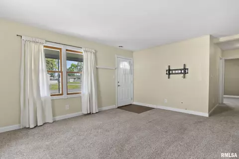 1712 Albert St, Springfield, IL 62702 photo 5