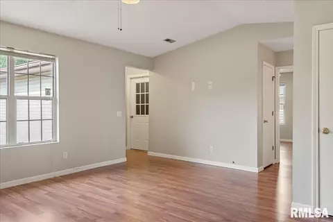 129 Volare Ln, Springfield, IL 62703 photo 7