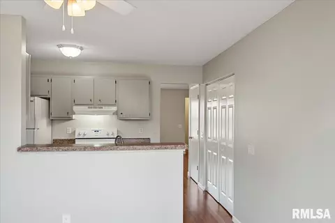 129 Volare Ln, Springfield, IL 62703 photo 14