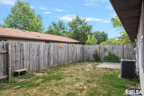 129 Volare Ln, Springfield, IL 62703 photo 25