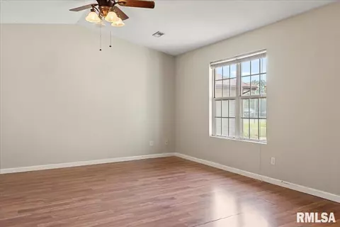129 Volare Ln, Springfield, IL 62703 photo 5