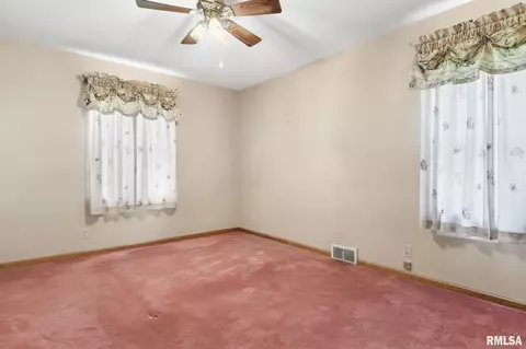 30 Circle Dr, Springfield, IL 62703 photo 12