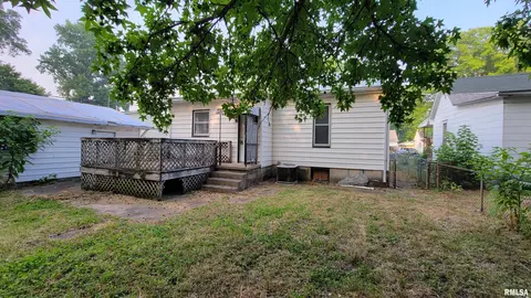 1109 N 13th St, Springfield, IL 62702 photo 8