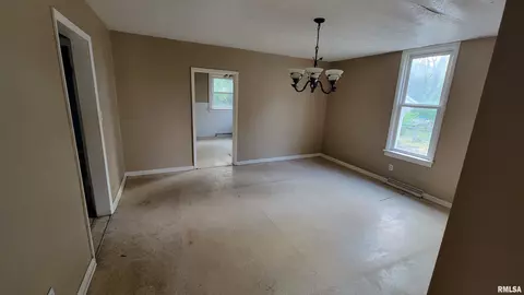 1109 N 13th St, Springfield, IL 62702 photo 13