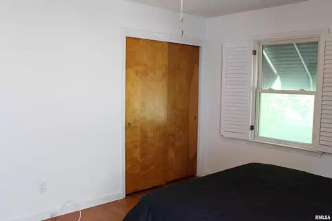 2518 S Walnut St, Springfield, IL 62704 photo 19
