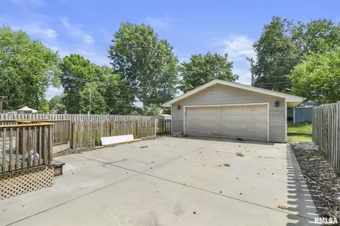2204 Kaskaskia Dr, Springfield, IL 62702 photo 31