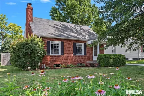 1725 Jerome Ave, Springfield, IL 62704