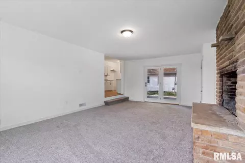 3620 N Peoria Rd, Springfield, IL 62702 photo 17