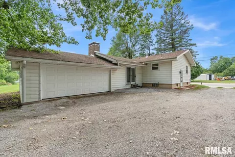 3620 N Peoria Rd, Springfield, IL 62702 photo 4