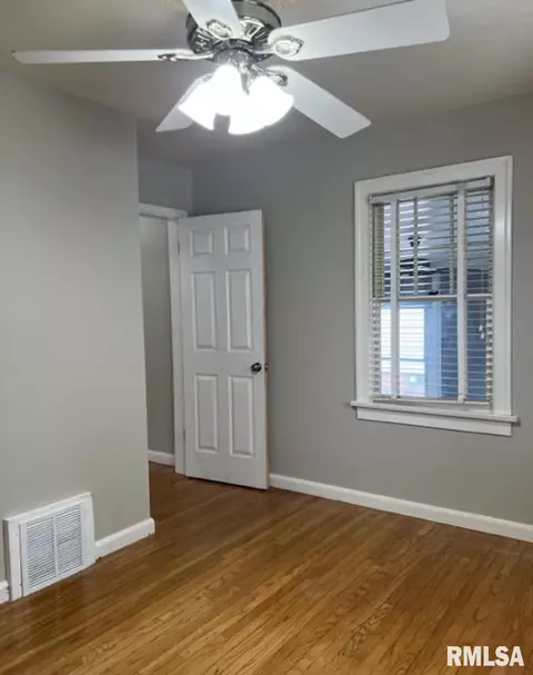 1508 W Capitol Ave, Springfield, IL 62704 photo 7