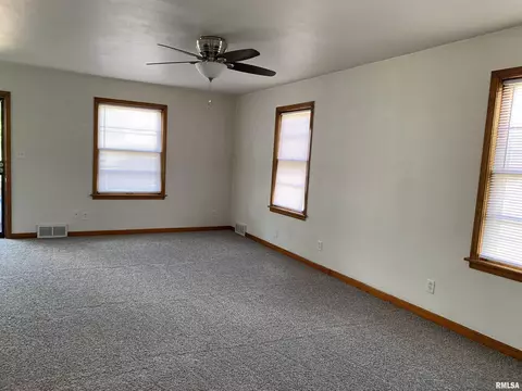 1726 E Keys Ave, Springfield, IL 62702 photo 5