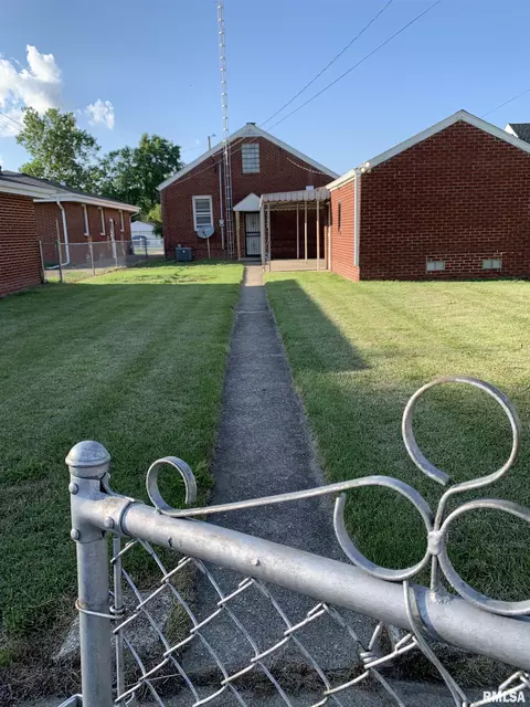 1726 E Keys Ave, Springfield, IL 62702 photo 3