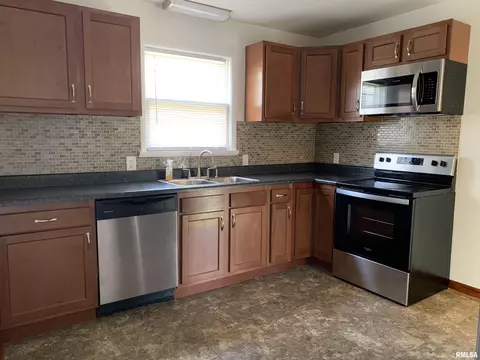 1726 E Keys Ave, Springfield, IL 62702 photo 6