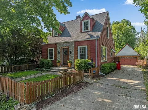 1115 W Columbia Ave, Champaign, IL 61821